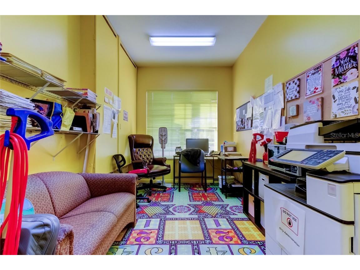 8816 W Robson St Tampa FL 33615 TB8398791 image15