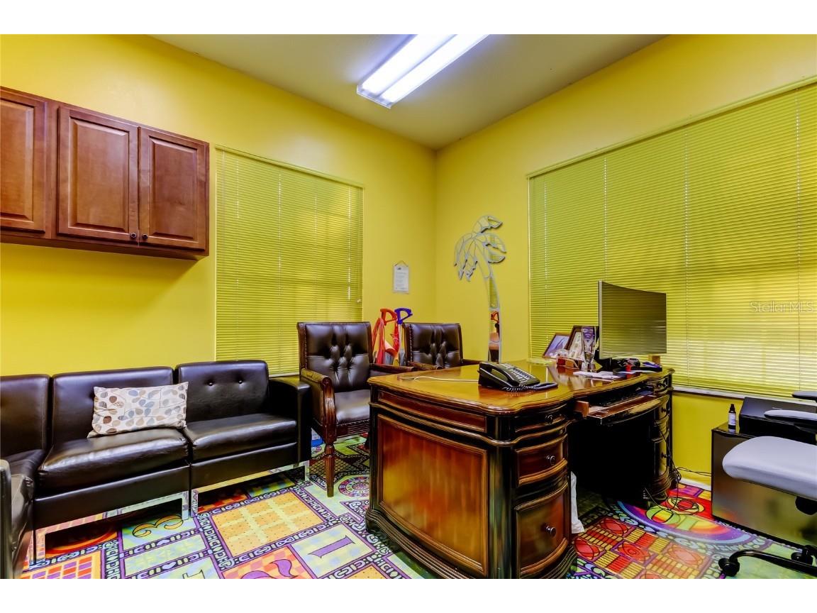 8816 W Robson St Tampa FL 33615 TB8398791 image19