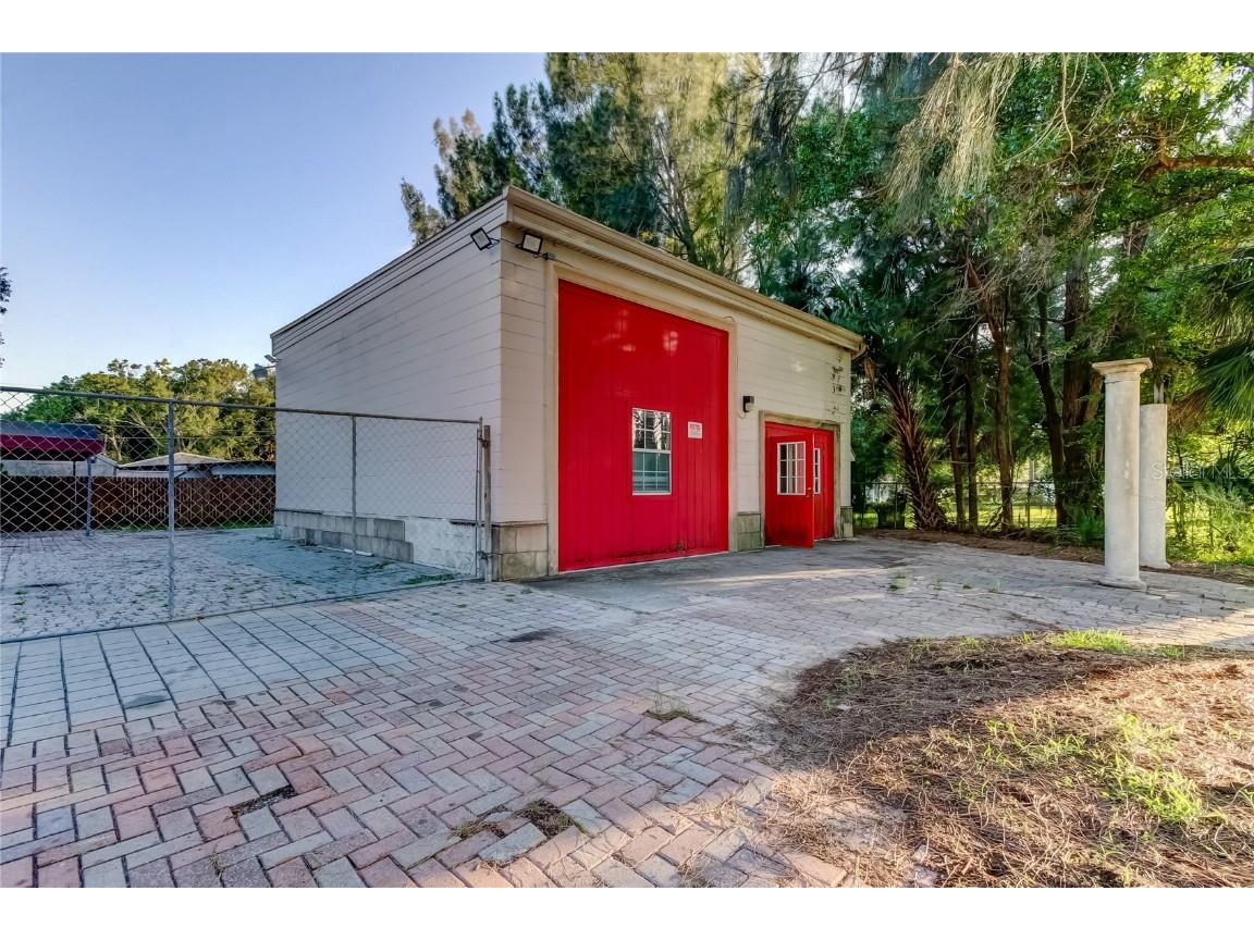 8816 W Robson St Tampa FL 33615 TB8398791 image28