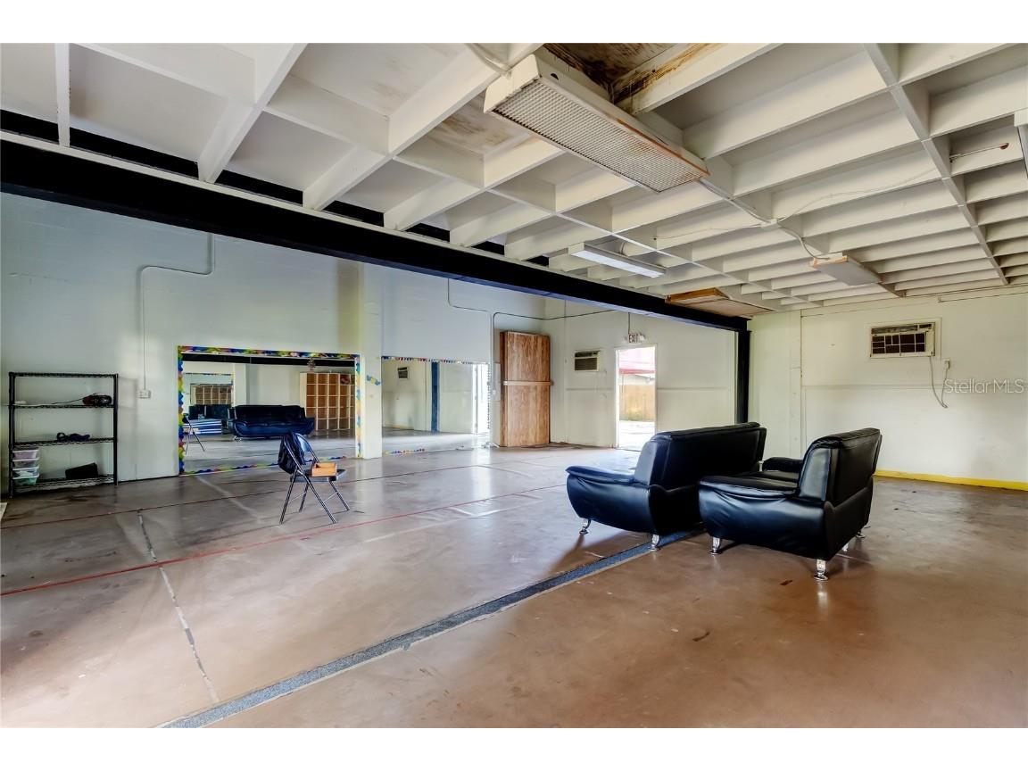 8816 W Robson St Tampa FL 33615 TB8398791 image29