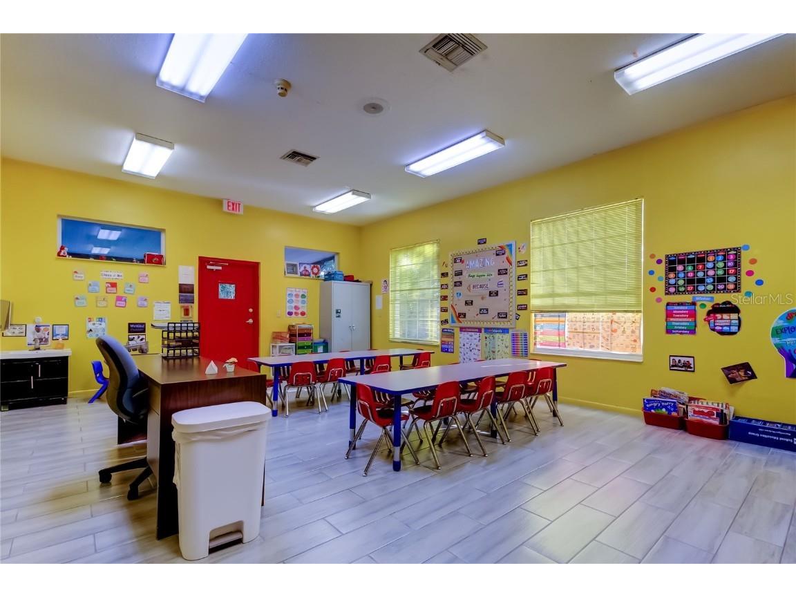 8816 W Robson St Tampa FL 33615 TB8398791 image5