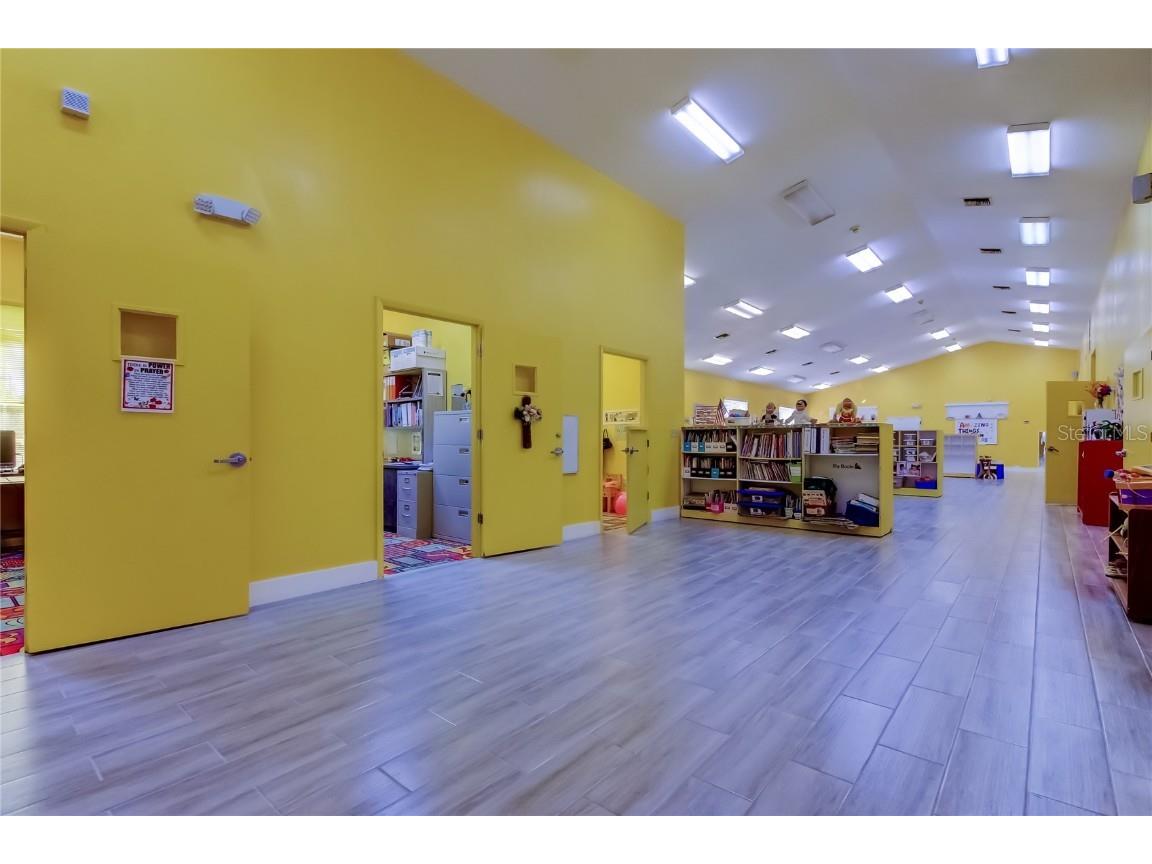 8816 W Robson St Tampa FL 33615 TB8398791 image9