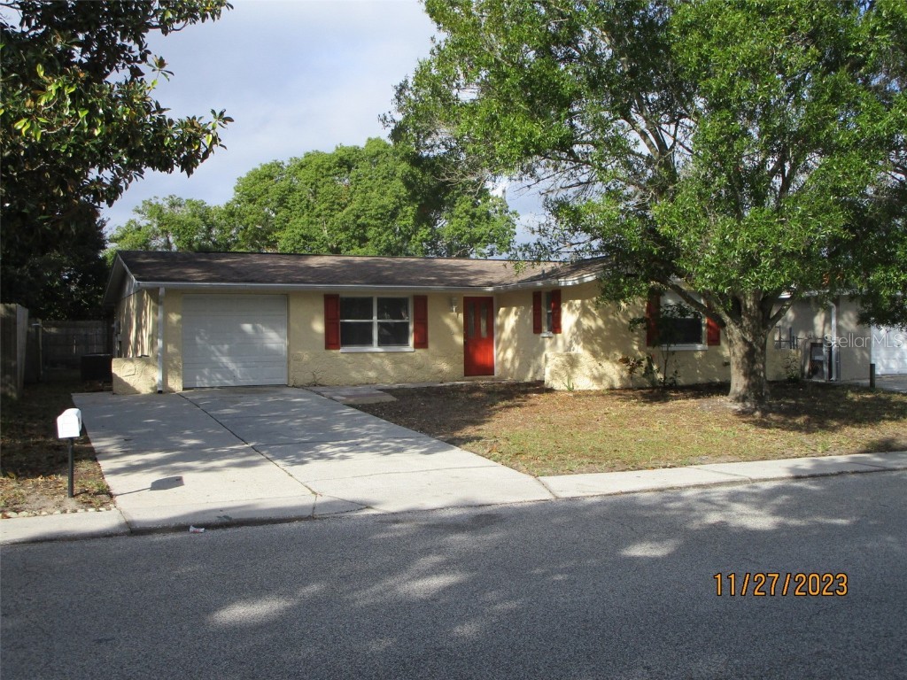 8817 Sterling Lane Port Richey FL 34668 W7859706 image1