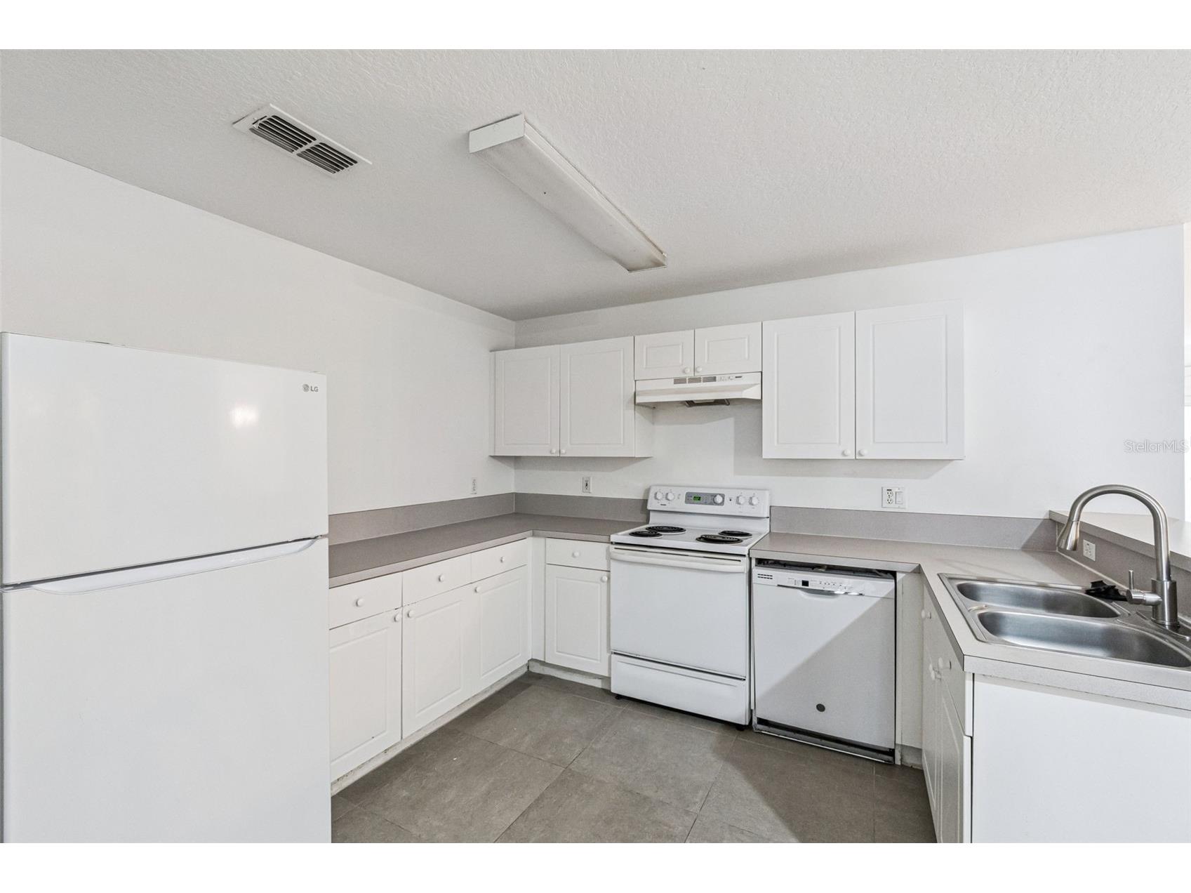 8818 Grand Palms Circle #A Kissimmee FL 34747 O6413363 image4