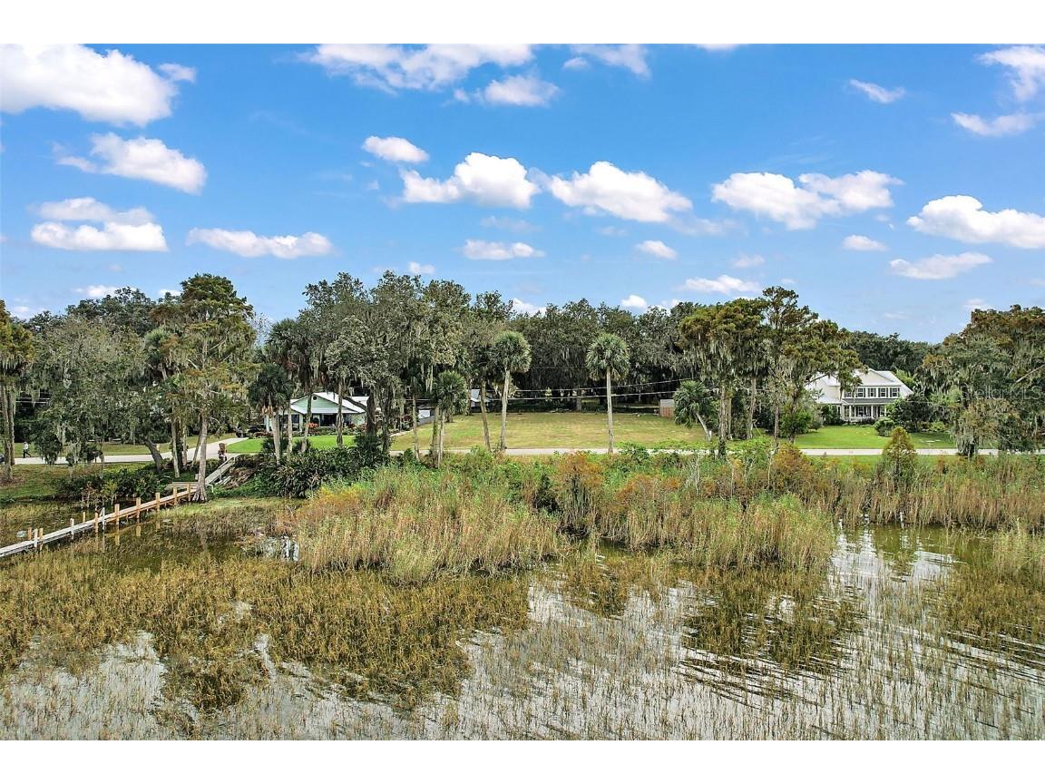 8818 Lakeshore Drive Yalaha FL 34797 - LAKE HARRIS G5075659 image1