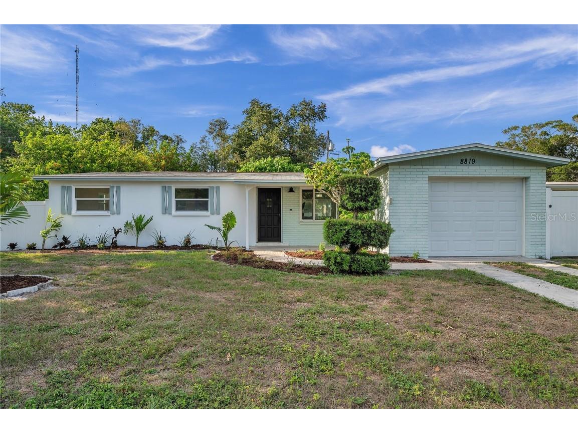 8819 79th Place Seminole FL 33777 U8204271 image1