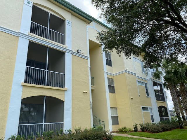 8819 Dunes Court #305 Kissimmee FL 34747 O6116712 image1