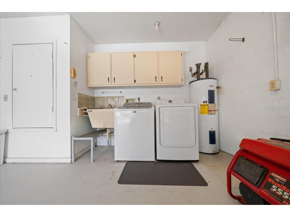 8819 SW 91st Place #C Ocala FL 34481 OM711297 image39