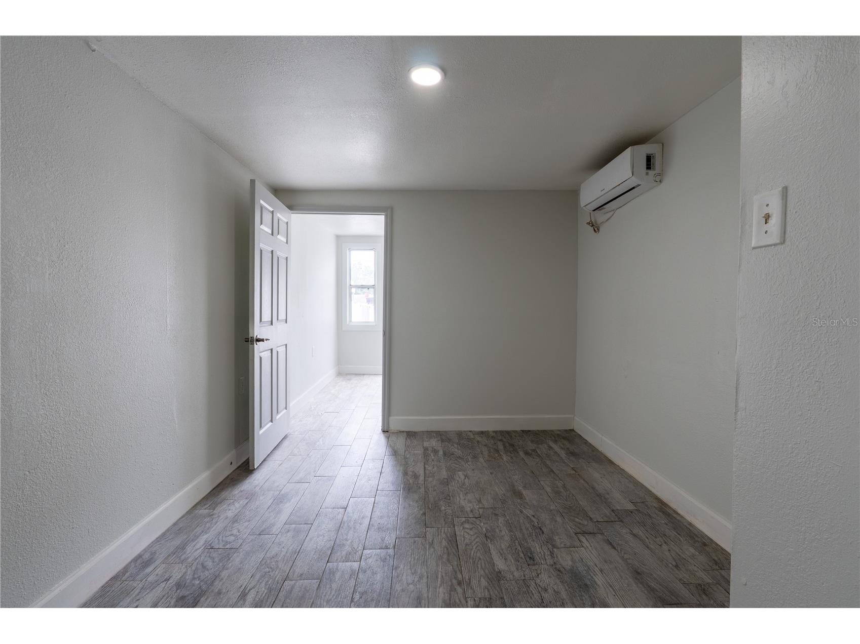 8819 W Broad Street Tampa FL 33615 TB8514674 image24