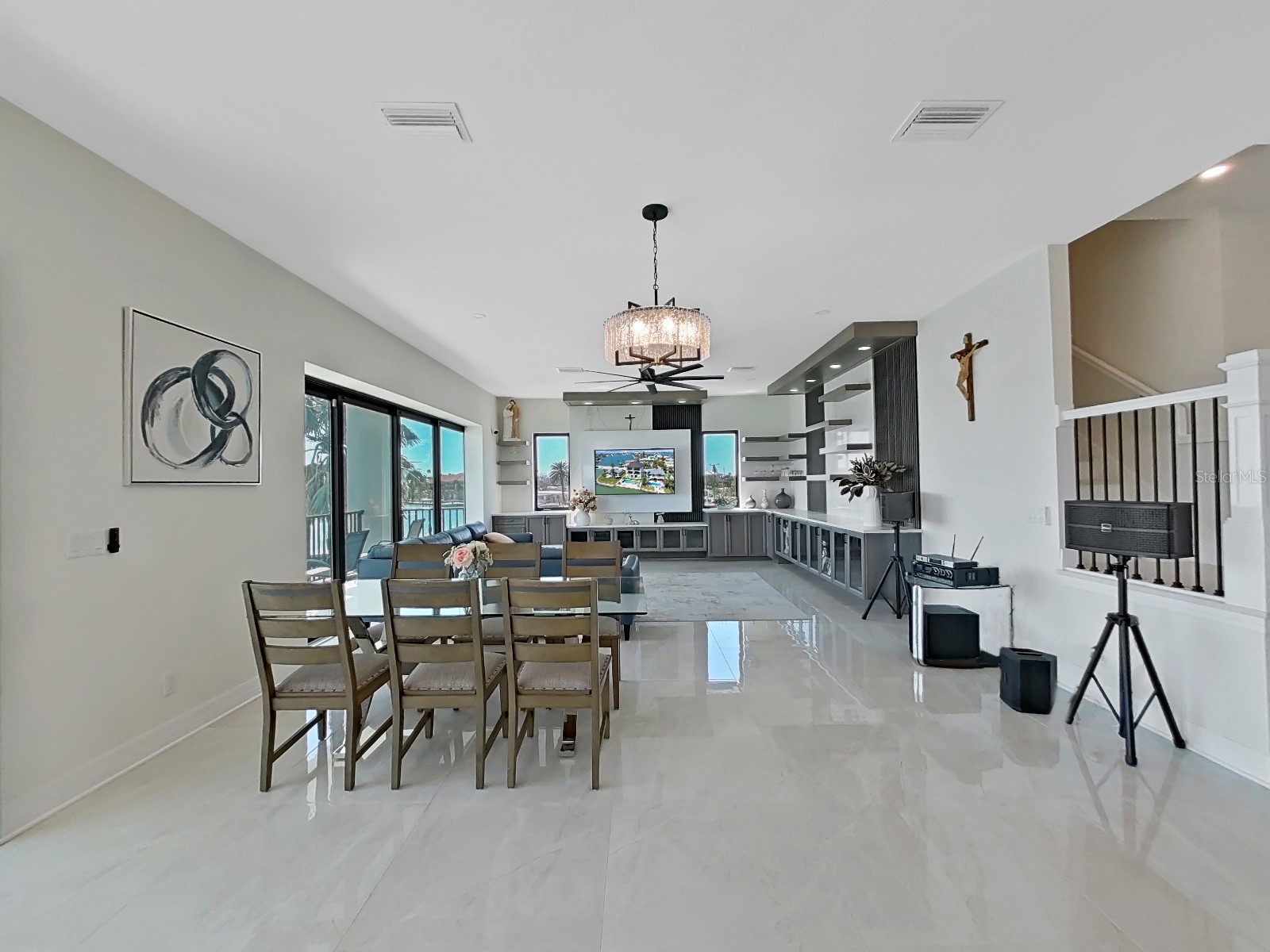882 Bay Point Drive Madeira Beach FL 33708 TB8502609 image11