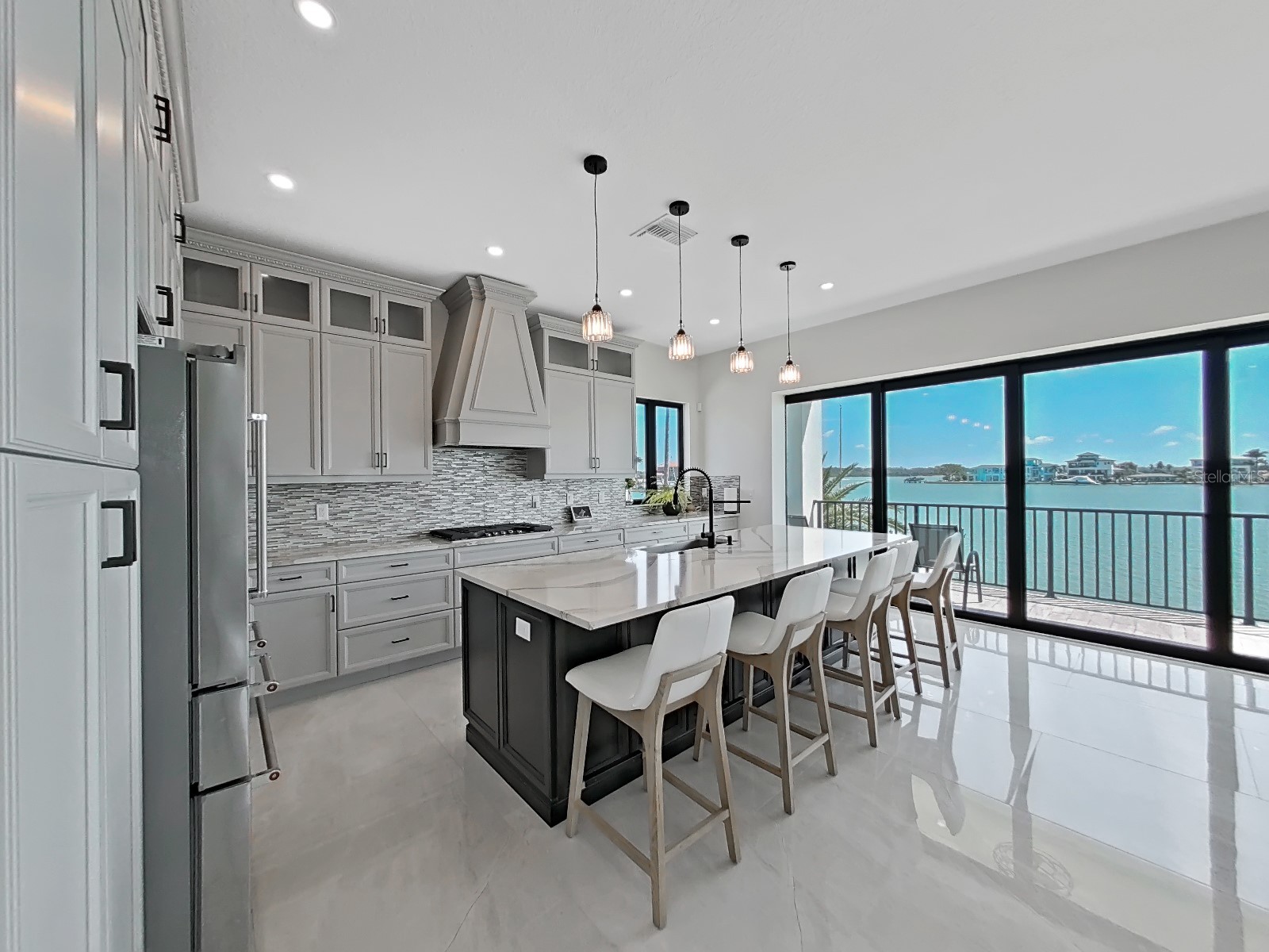 882 Bay Point Drive Madeira Beach FL 33708 TB8502609 image2