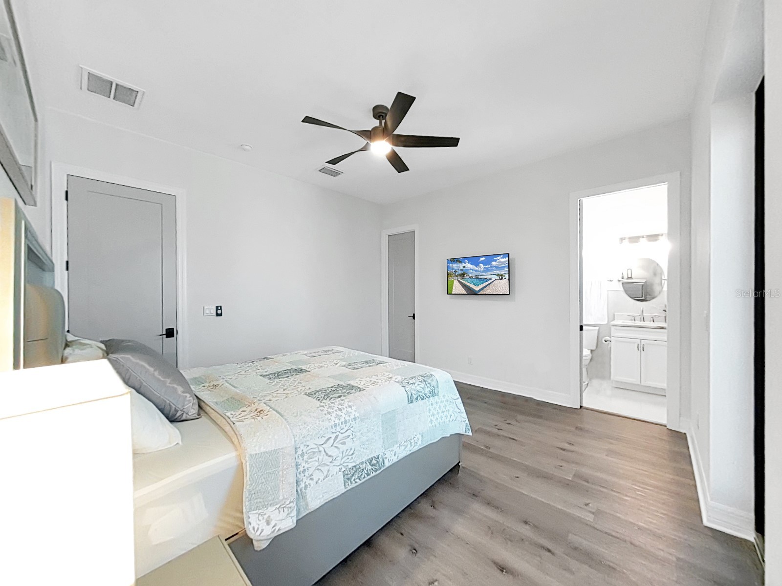 882 Bay Point Drive Madeira Beach FL 33708 TB8502609 image21