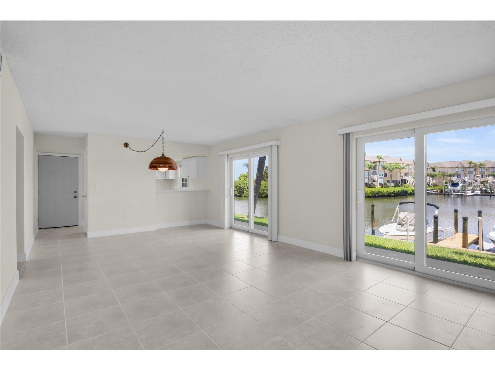 8820 Bay Pointe Drive #102 Tampa FL 33615 TB8519818 image7