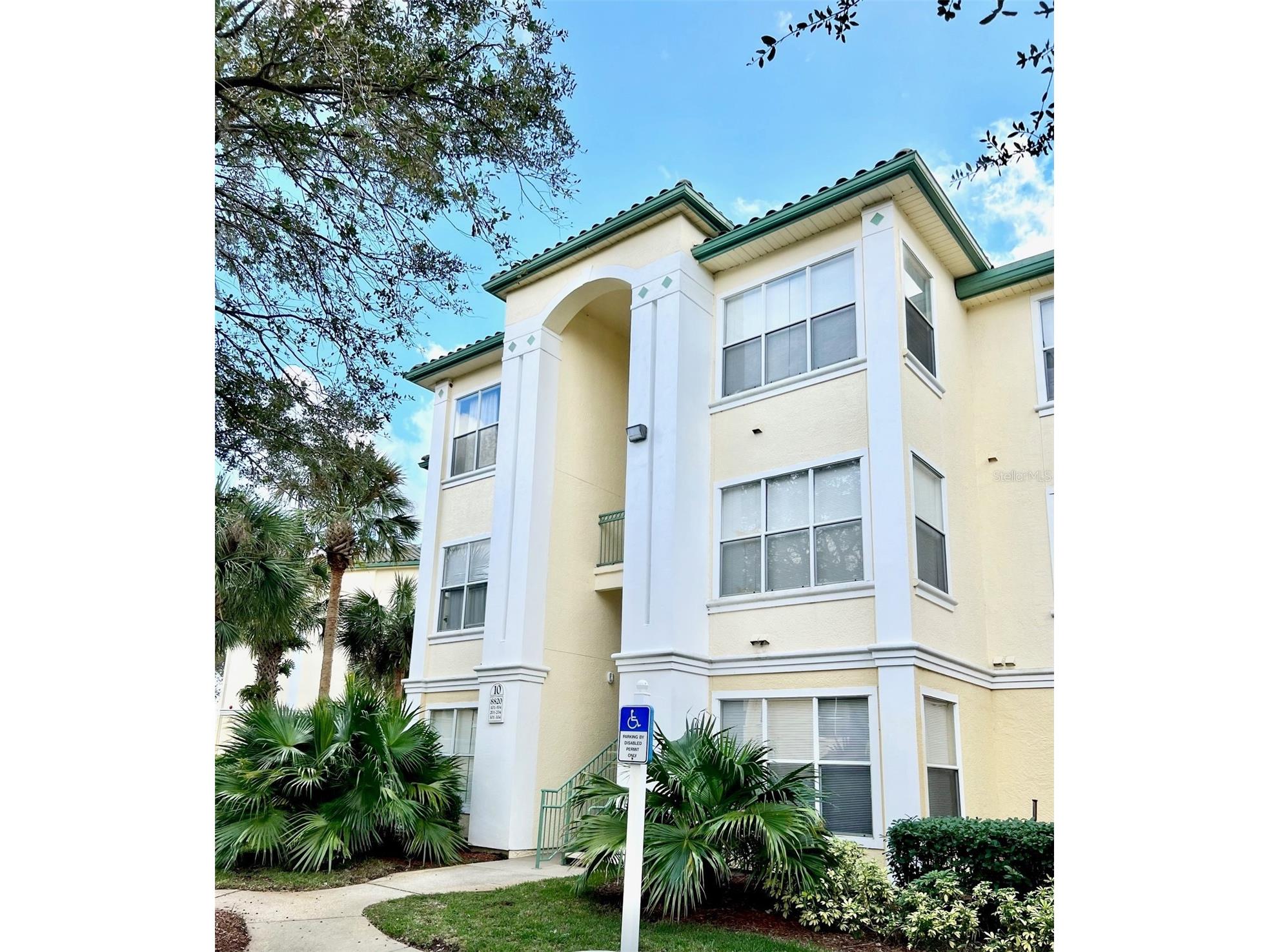 8820 Dunes Court #304 Kissimmee FL 34747 O6382274 image1