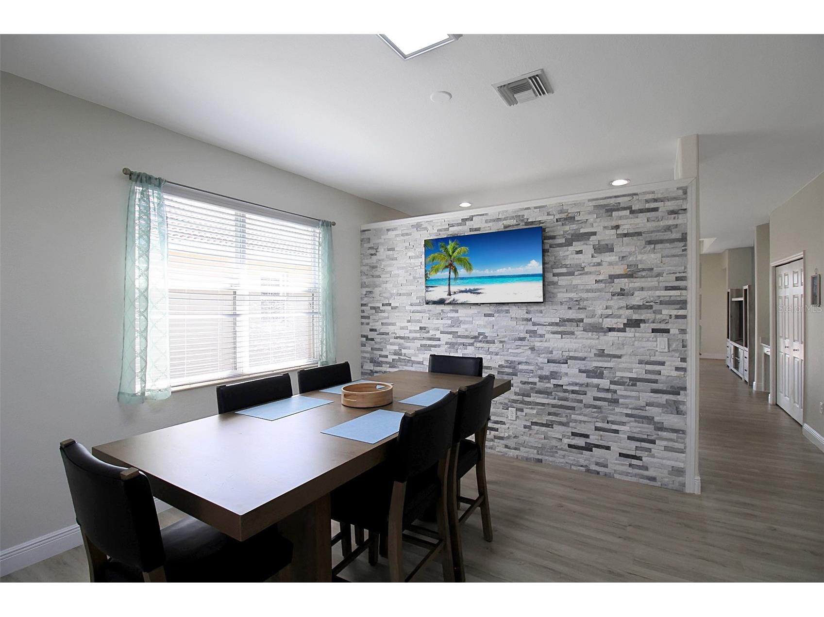 8820 Heritage Sound Drive Bradenton FL 34212 A4680441 image7
