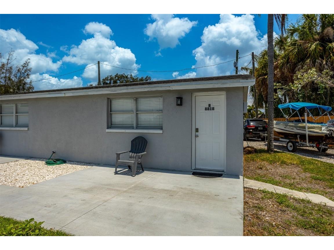 8820 Rocky Creek Drive Tampa FL 33615 TB8451990 image12