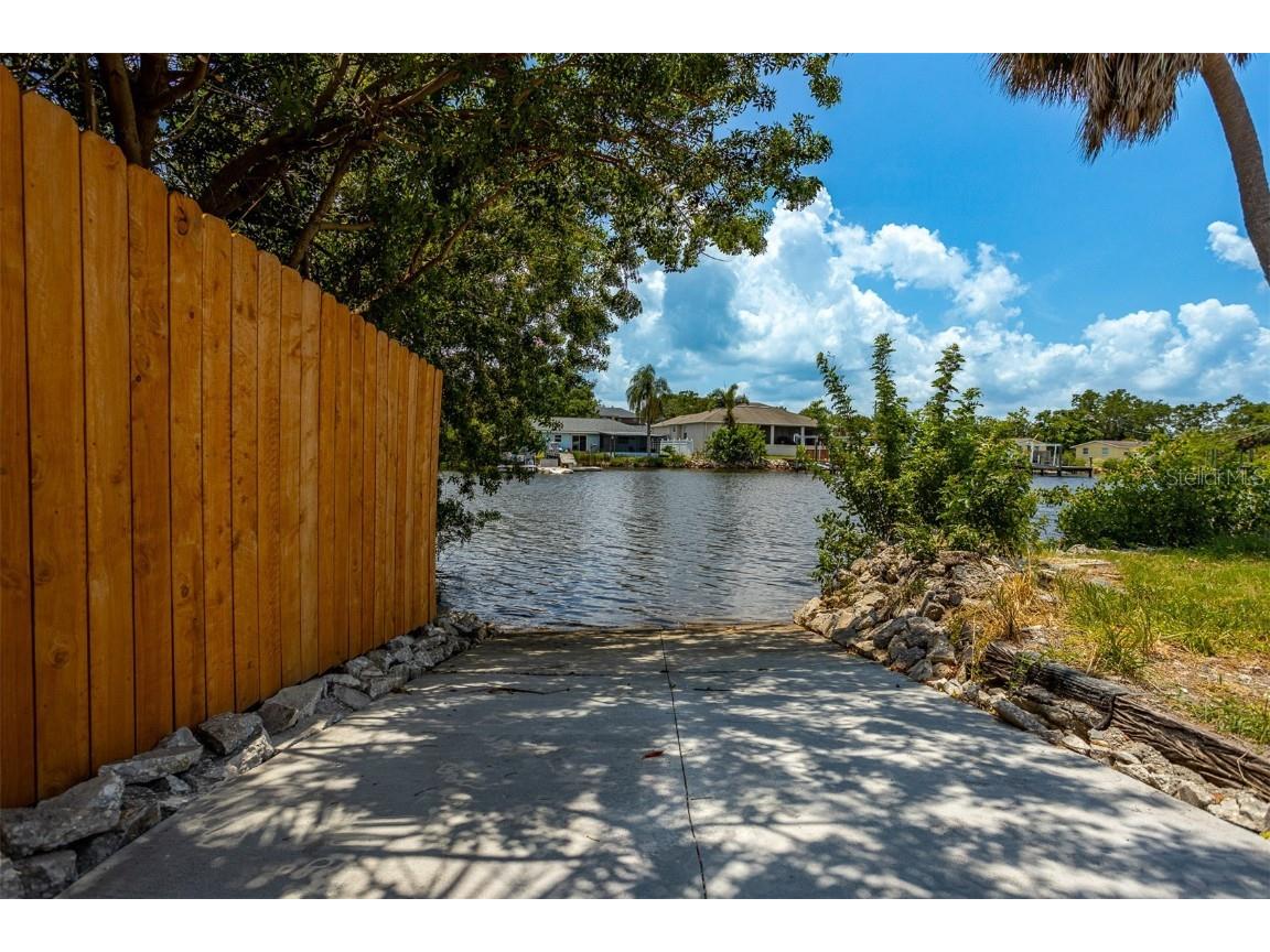 8820 Rocky Creek Drive Tampa FL 33615 TB8451990 image2