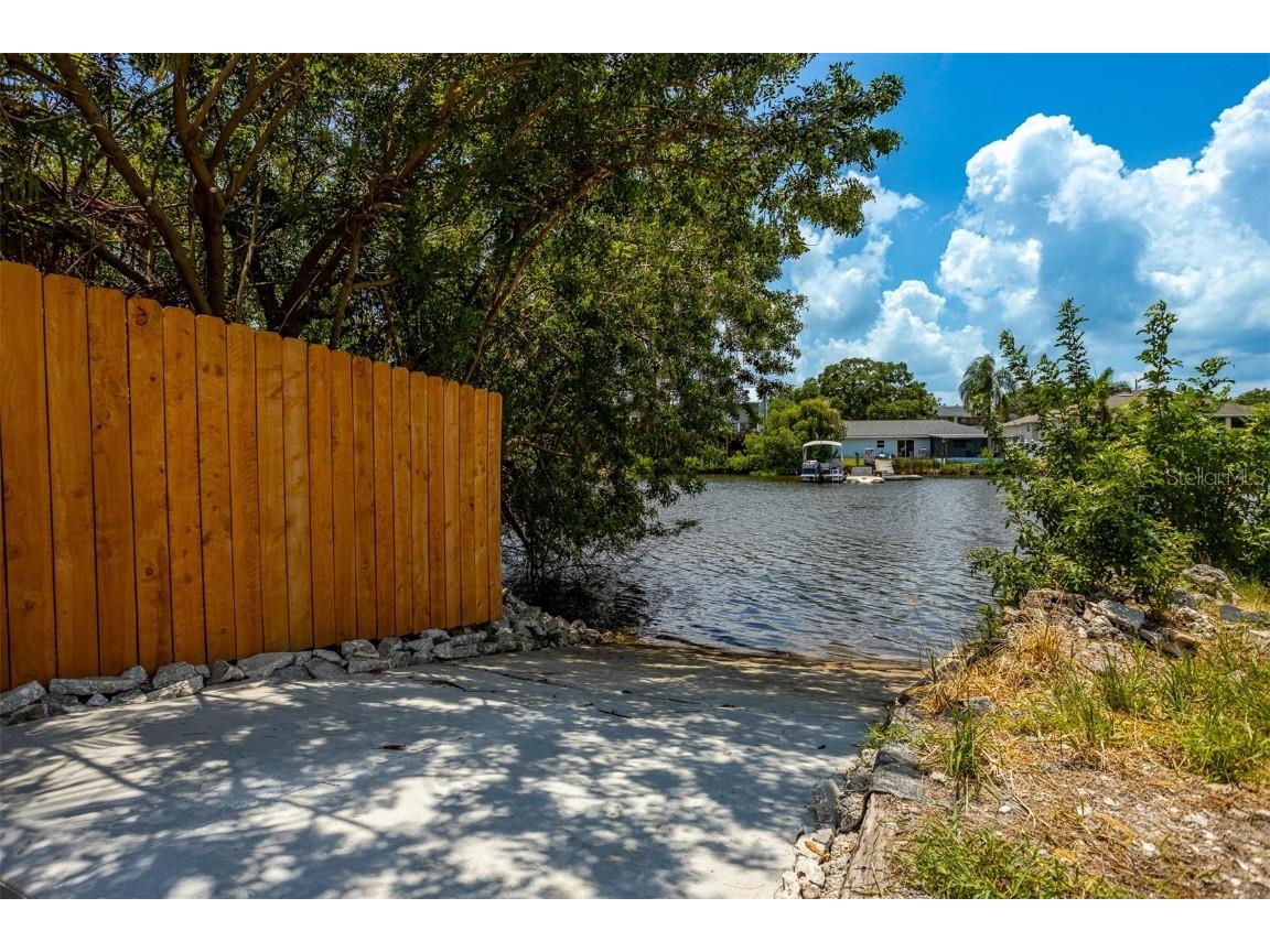 8820 Rocky Creek Drive Tampa FL 33615 TB8451990 image21