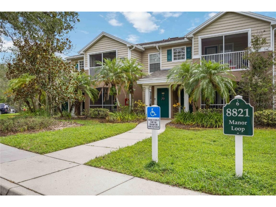 8821 Manor Loop #101 Lakewood Ranch FL 34202 A4664826 image1