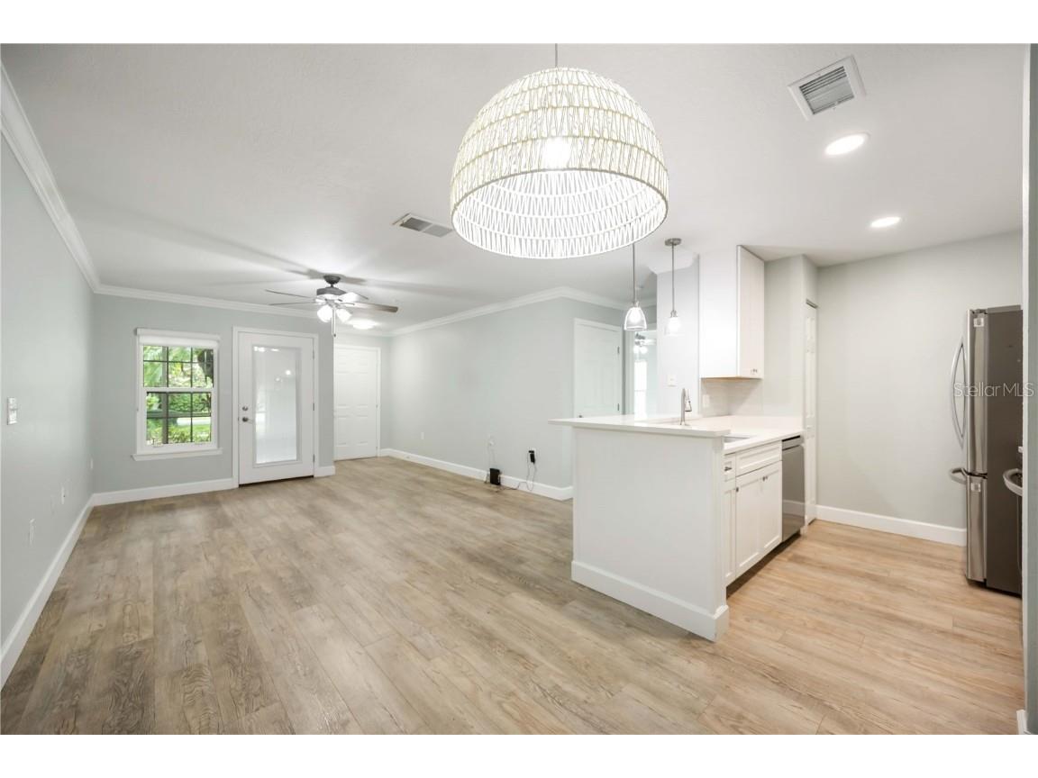 8821 Manor Loop #101 Lakewood Ranch FL 34202 A4664826 image9