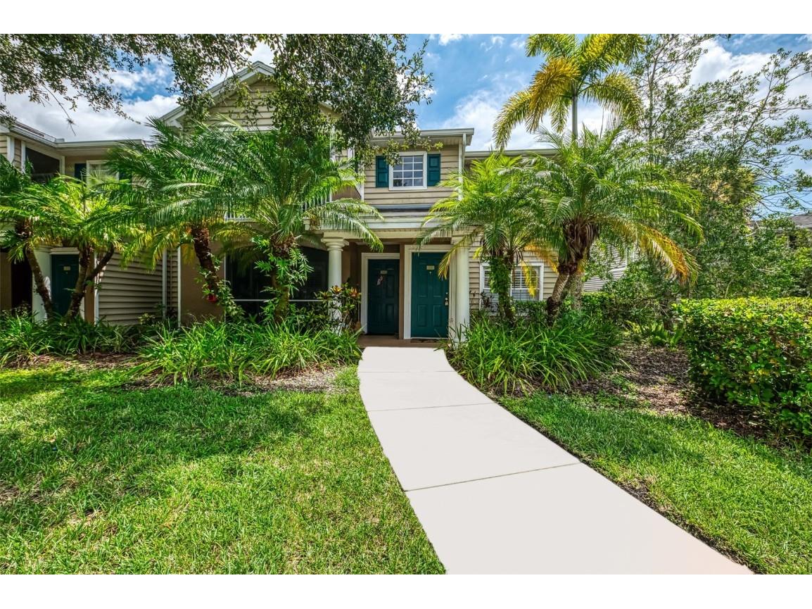 8821 Manor Loop #204 Lakewood Ranch FL 34202 A4661732 image1