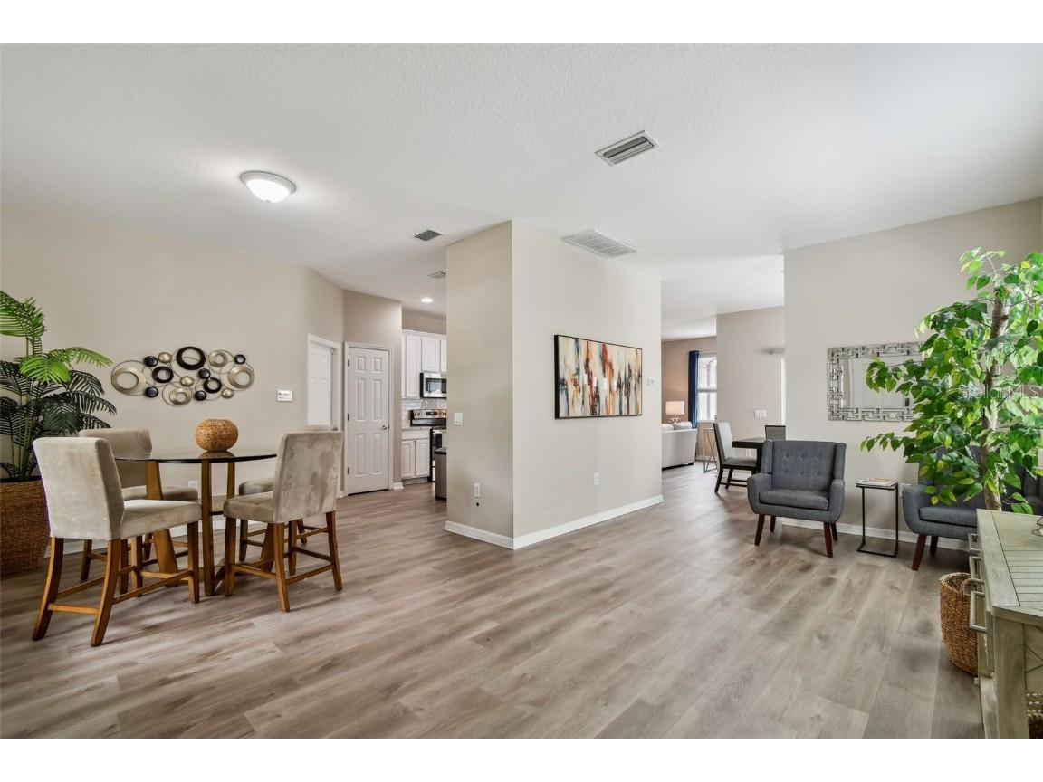 8821 N River Road Tampa FL 33635 TB8411953 image3