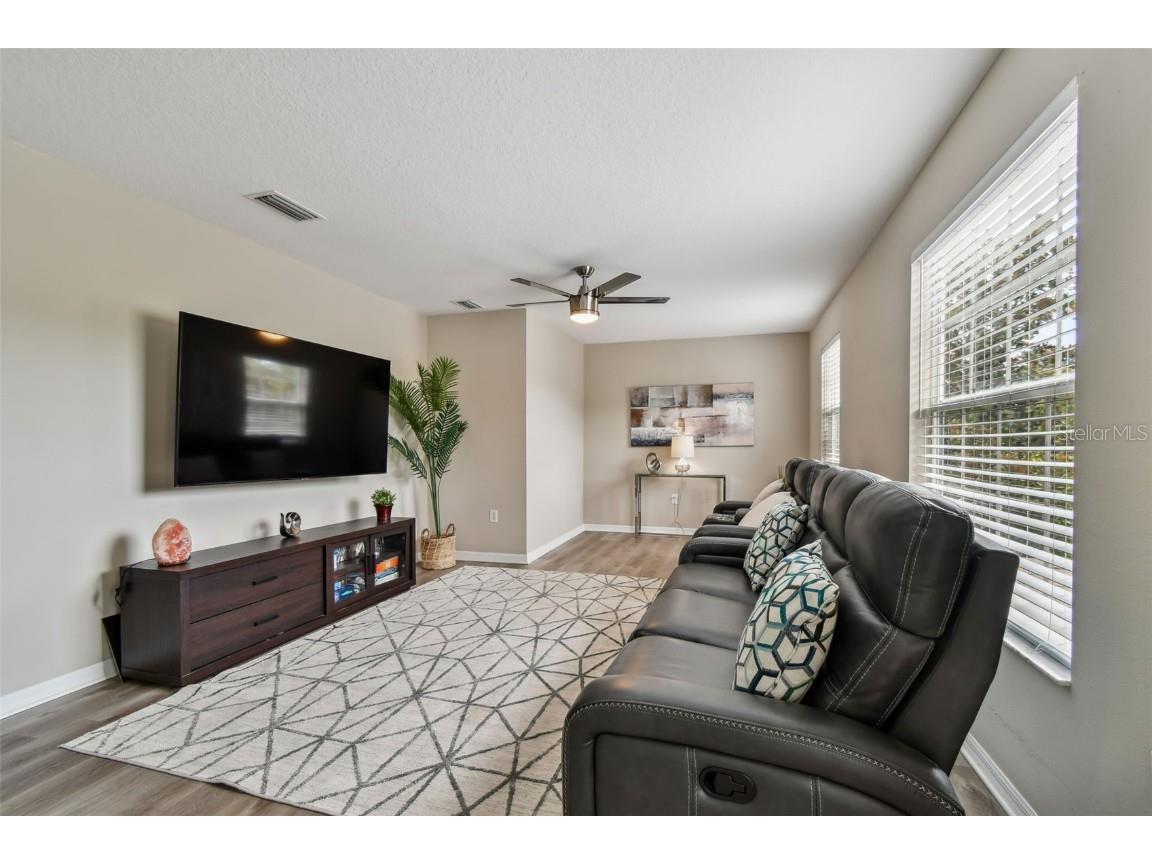 8821 N River Road Tampa FL 33635 TB8411953 image30