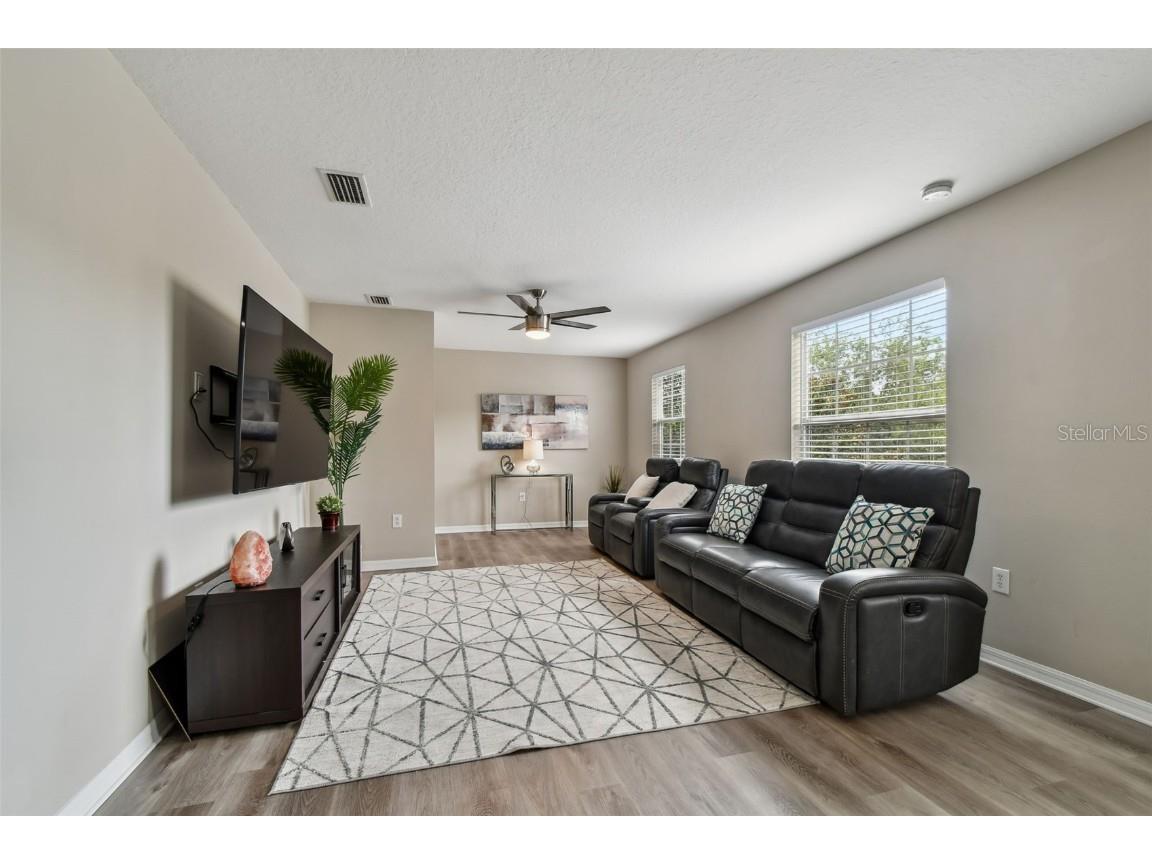 8821 N River Road Tampa FL 33635 TB8411953 image31