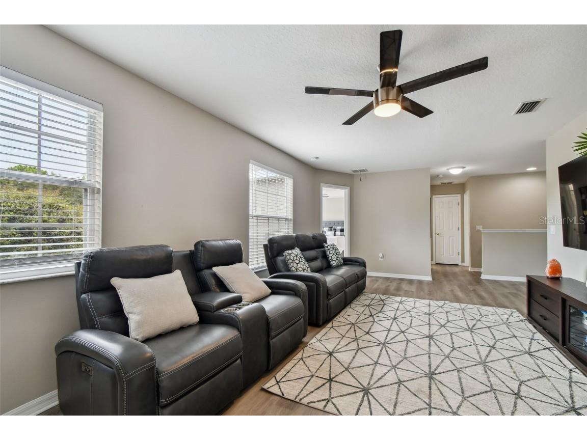 8821 N River Road Tampa FL 33635 TB8411953 image32