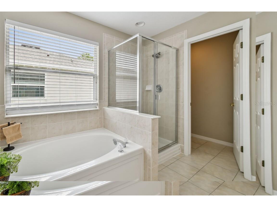 8821 N River Road Tampa FL 33635 TB8411953 image43