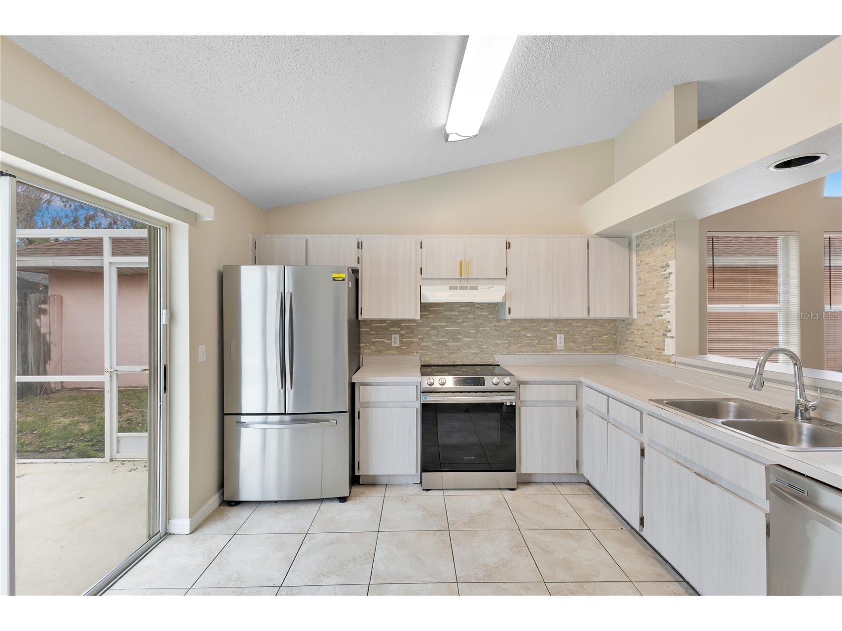 8821 Parliament Court Kissimmee FL 34747 O6416468 image7