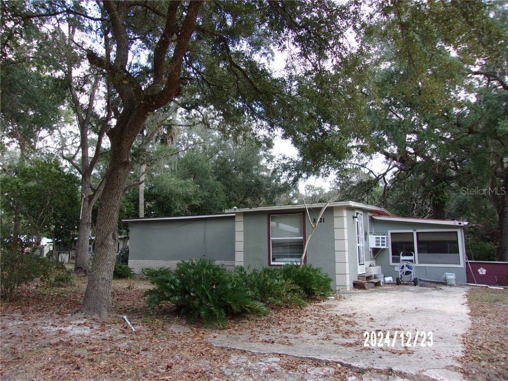 8821 SE 186th Court Ocklawaha FL 32179 OM692327 image1