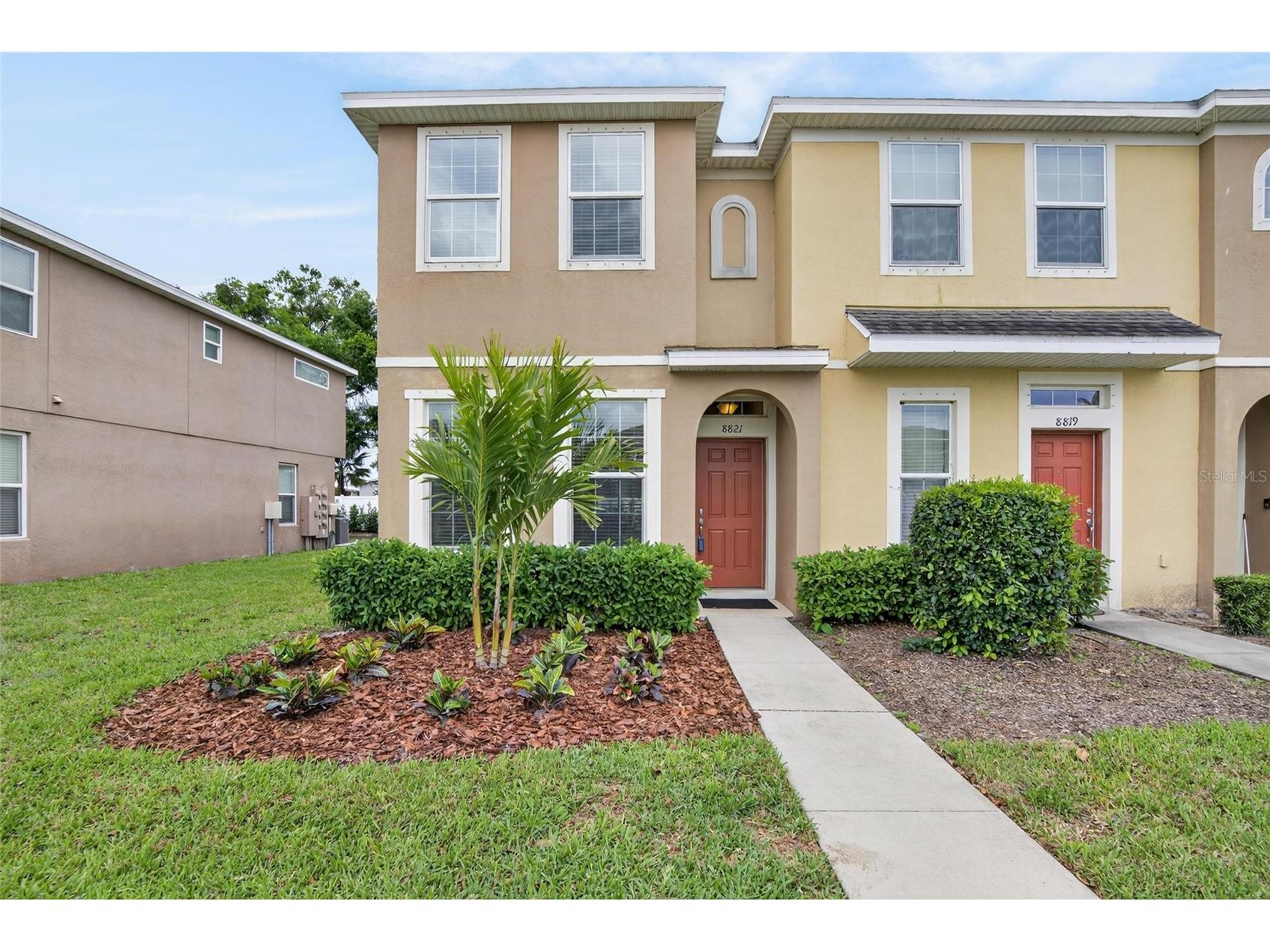 8821 Walnut Gable Ct Riverview FL 33578 TB8491745 image1