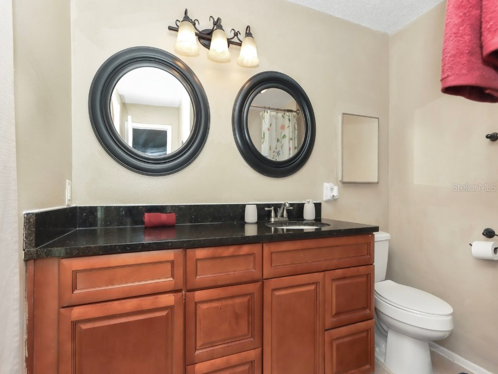 8822 Kensington Court Kissimmee FL 34747 OM712467 image13