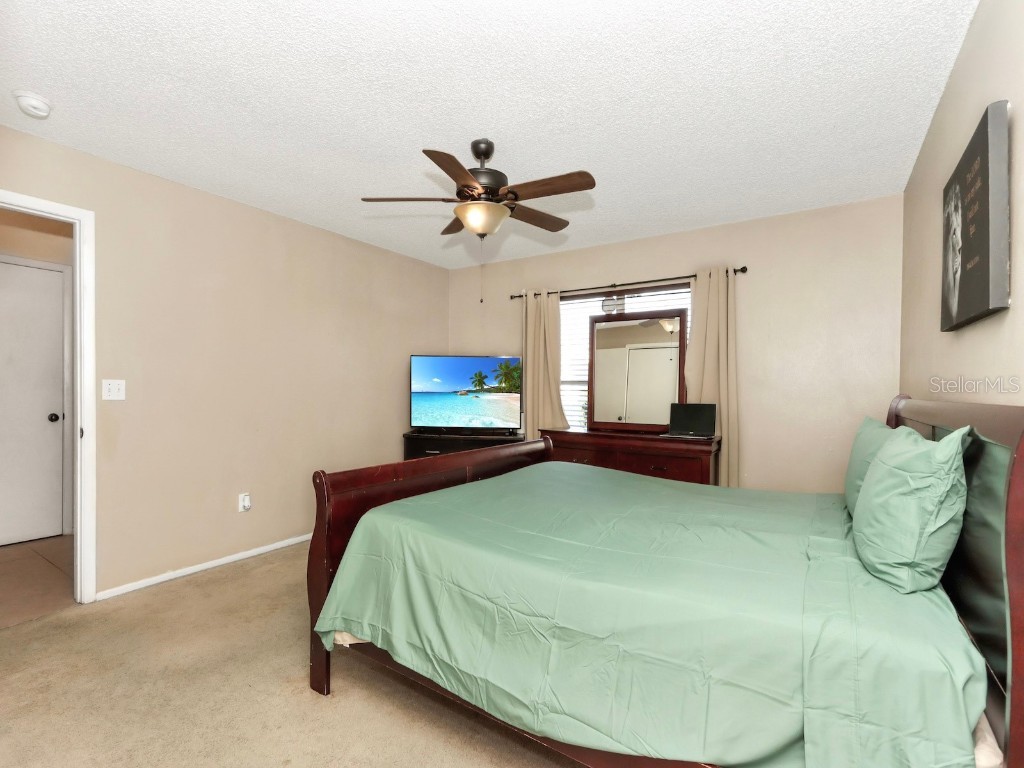 8822 Kensington Court Kissimmee FL 34747 OM712467 image15