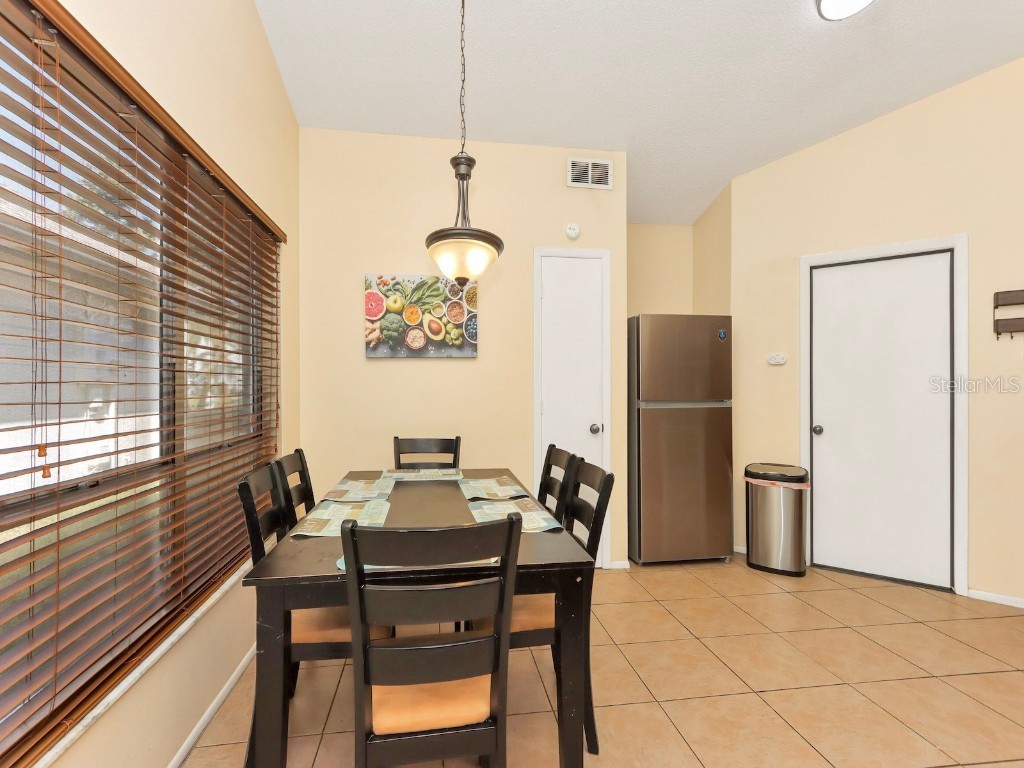 8822 Kensington Court Kissimmee FL 34747 OM712467 image9