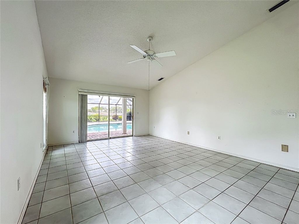 8822 Misty Creek Drive Sarasota FL 34241 TB8392804 image19