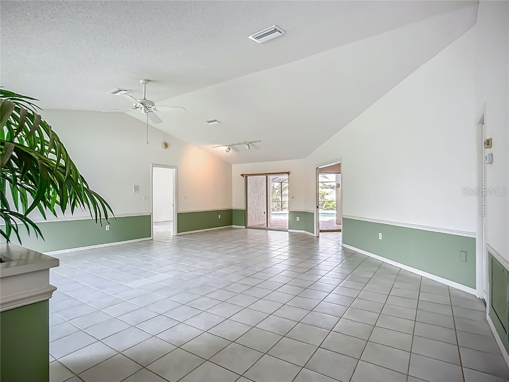 8822 Misty Creek Drive Sarasota FL 34241 TB8392804 image2