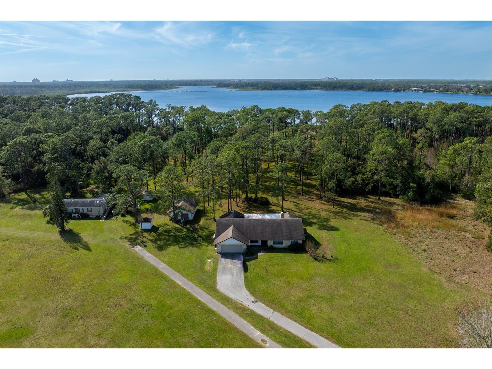 8822 Winter Garden Vineland Road Orlando FL 32836 - LAKE MABEL G5107287 image1