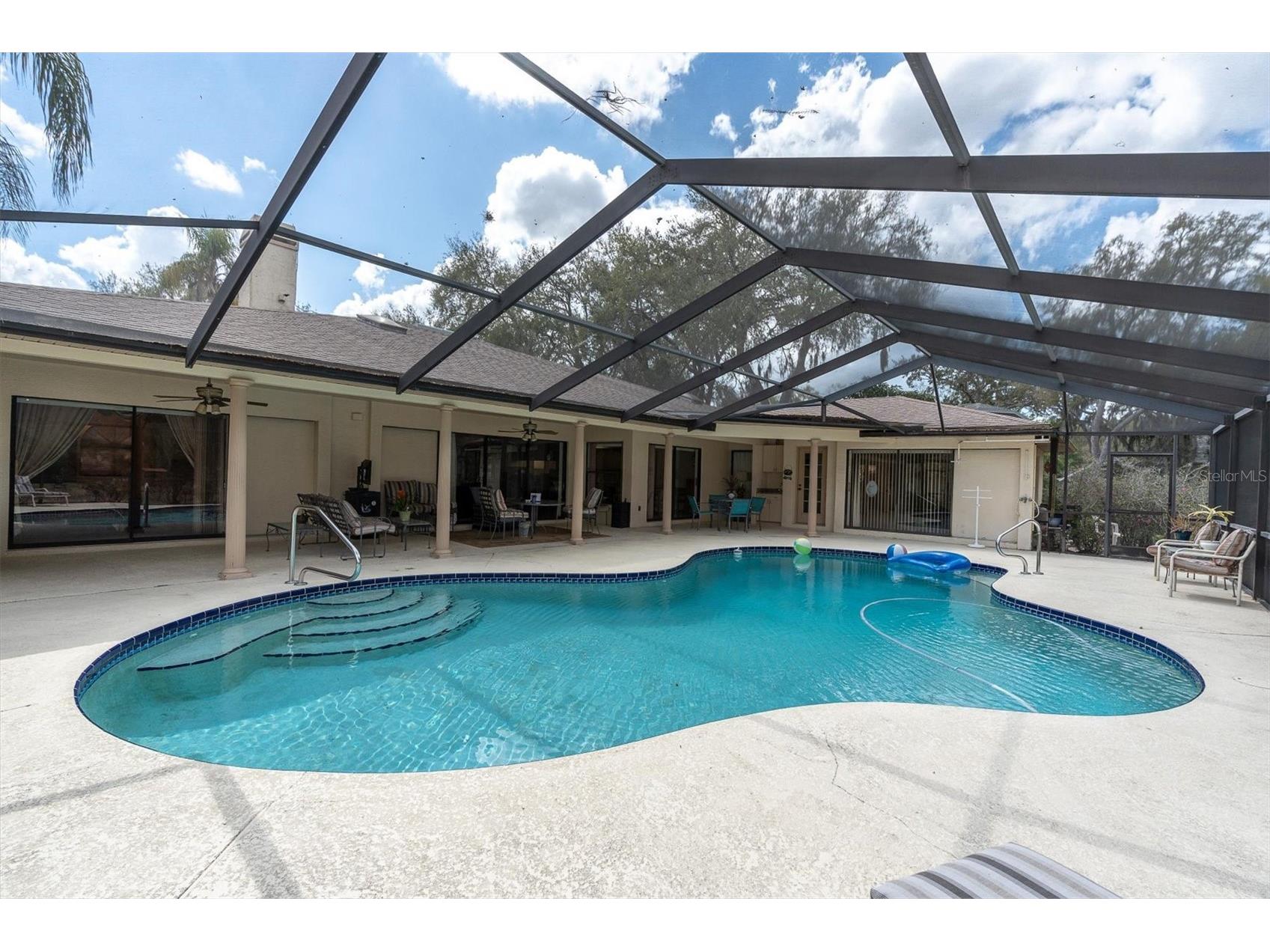 8823 Crescent Forest Boulevard New Port Richey FL 34654 W7883606 image42