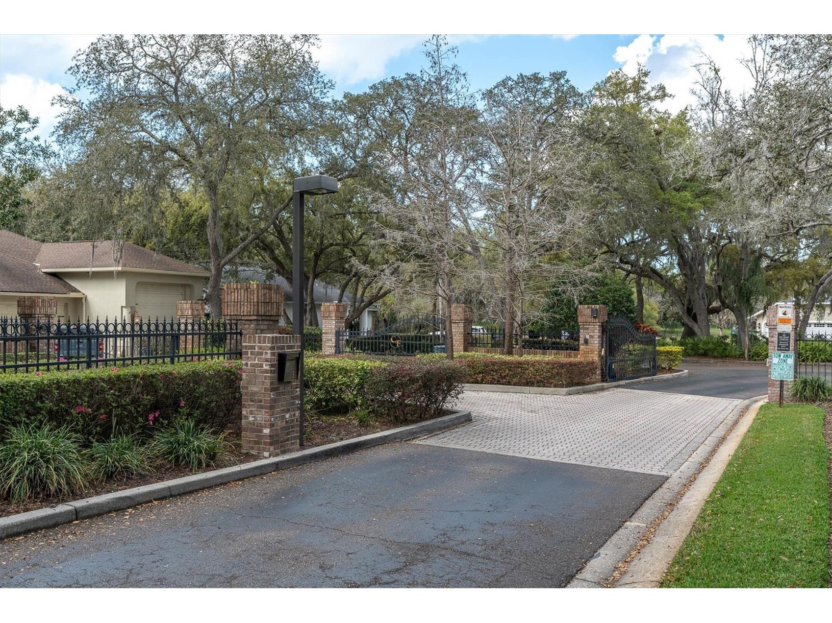 8823 Crescent Forest Boulevard New Port Richey FL 34654 W7883606 image56