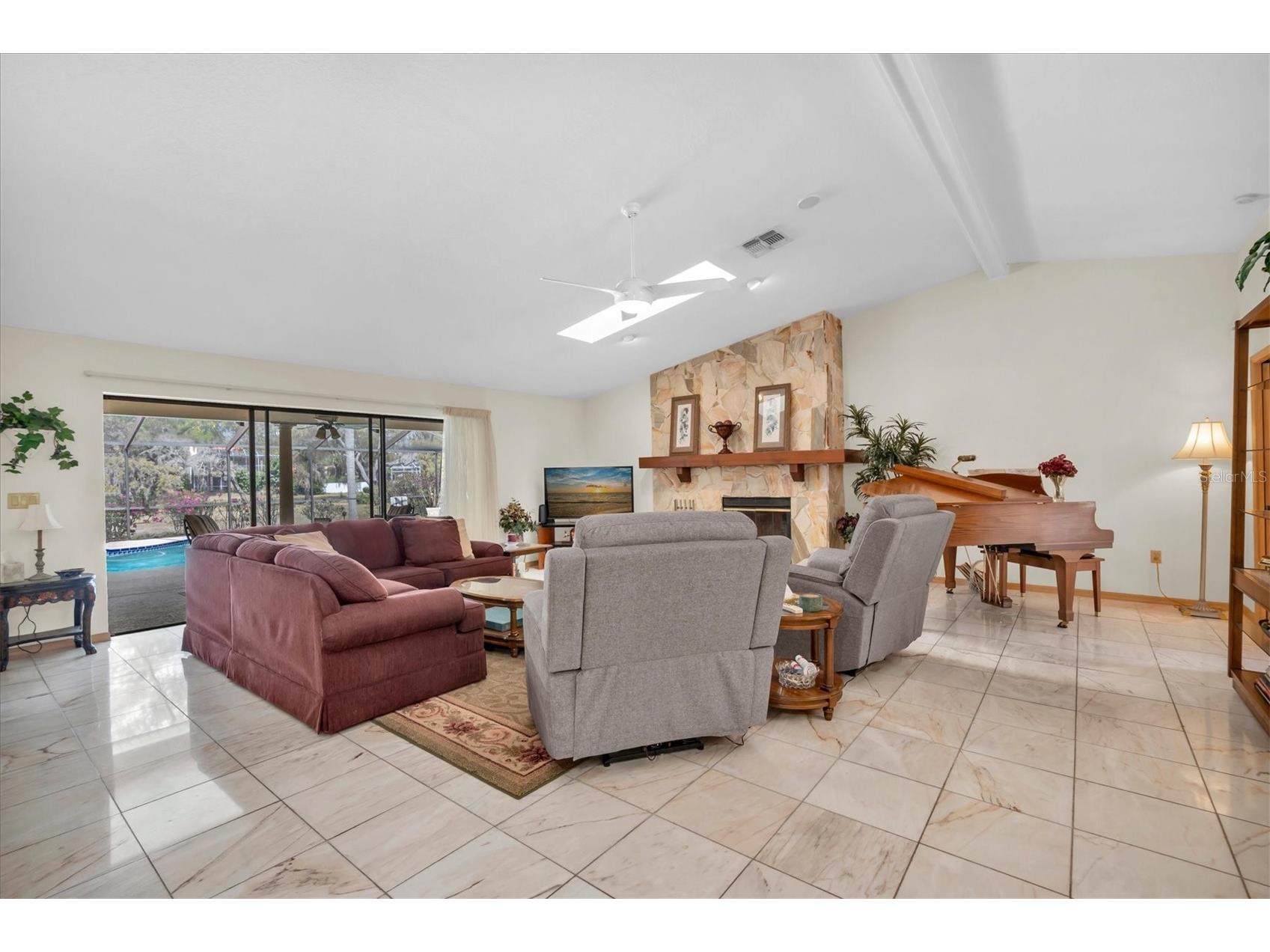 8823 Crescent Forest Boulevard New Port Richey FL 34654 W7883606 image9