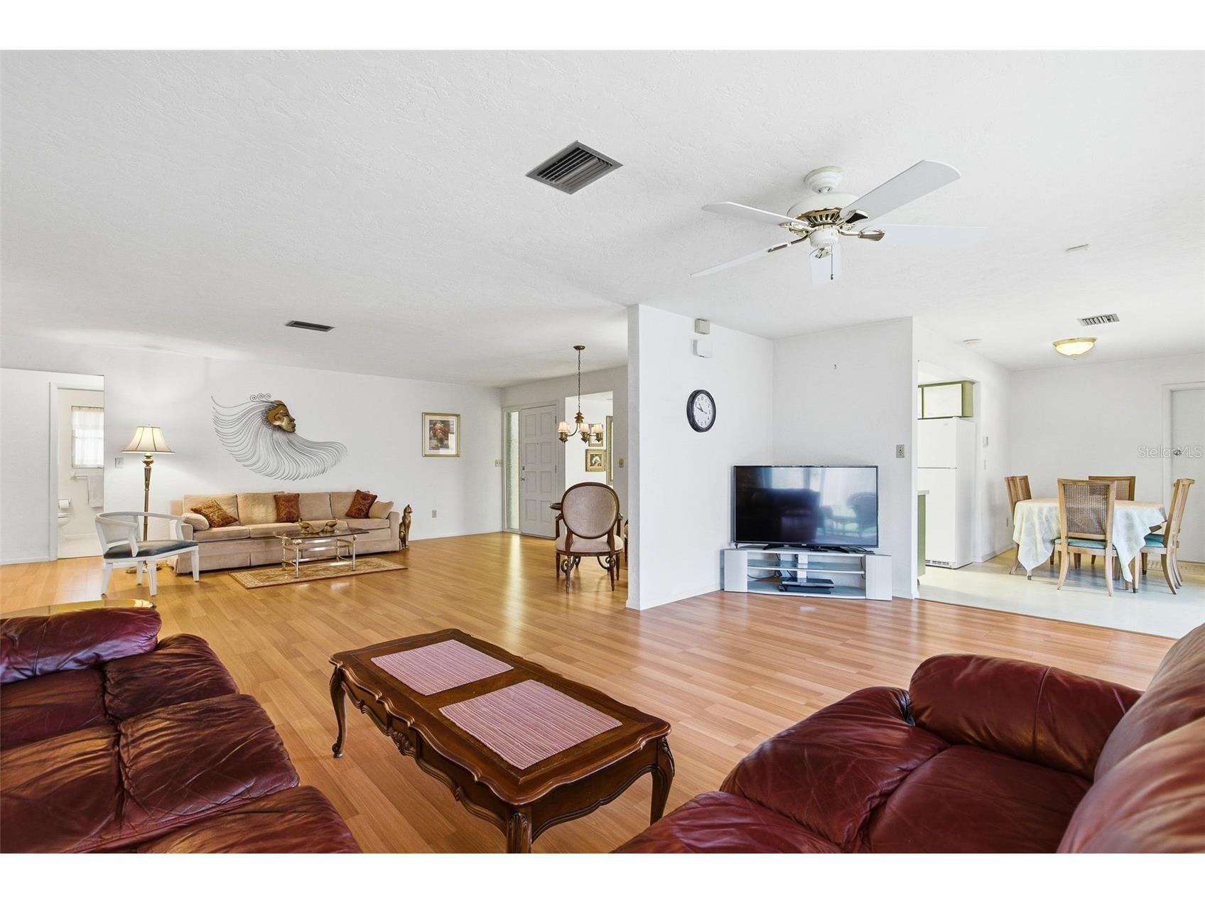 8824 Phyliss Avenue Sarasota FL 34231 A4694704 image12