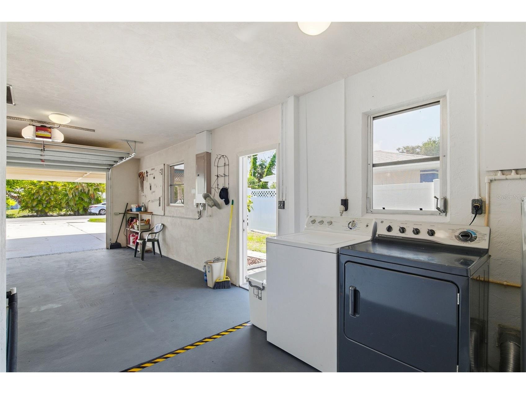 8824 Phyliss Avenue Sarasota FL 34231 A4694704 image20
