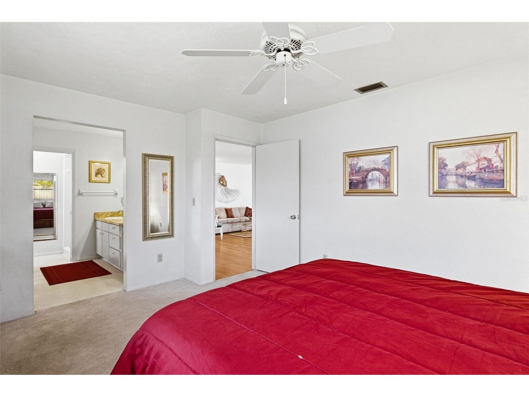 8824 Phyliss Avenue Sarasota FL 34231 A4694704 image24