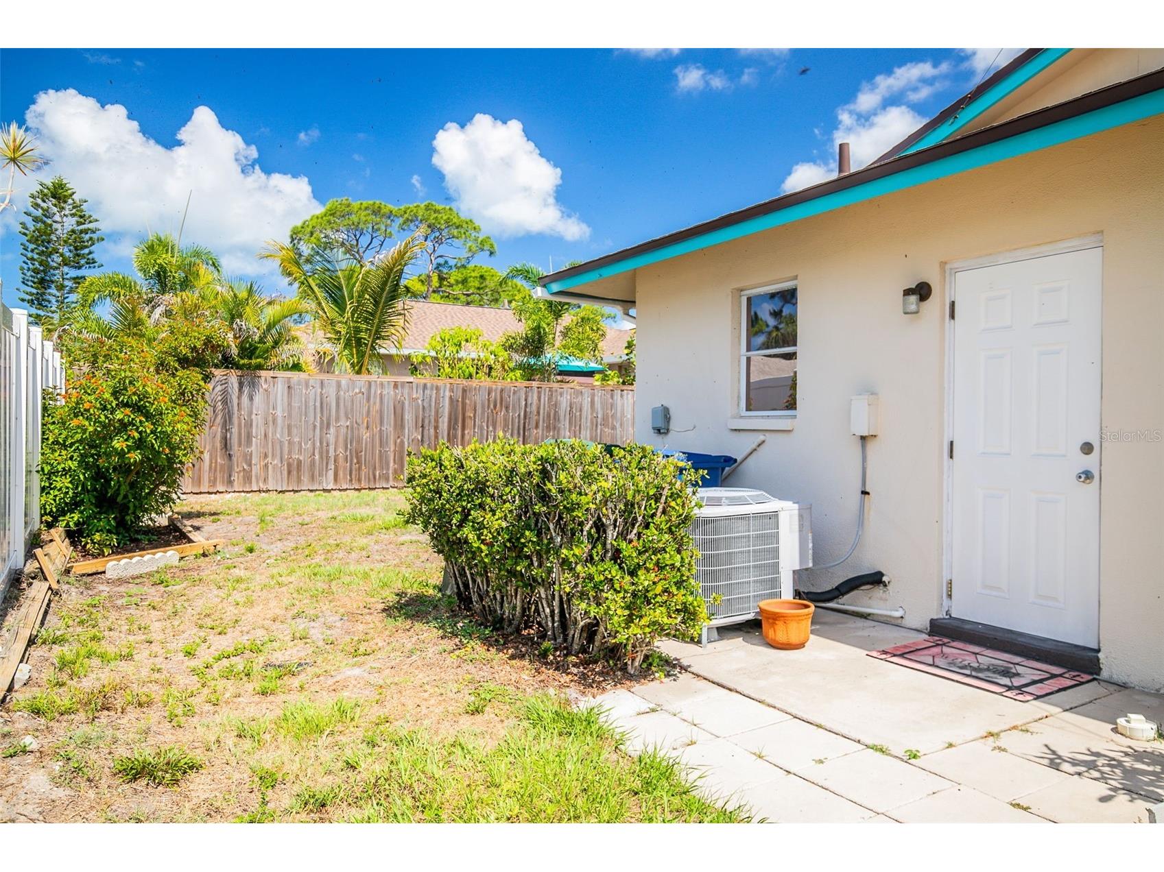 8824 Phyliss Avenue Sarasota FL 34231 A4694704 image33