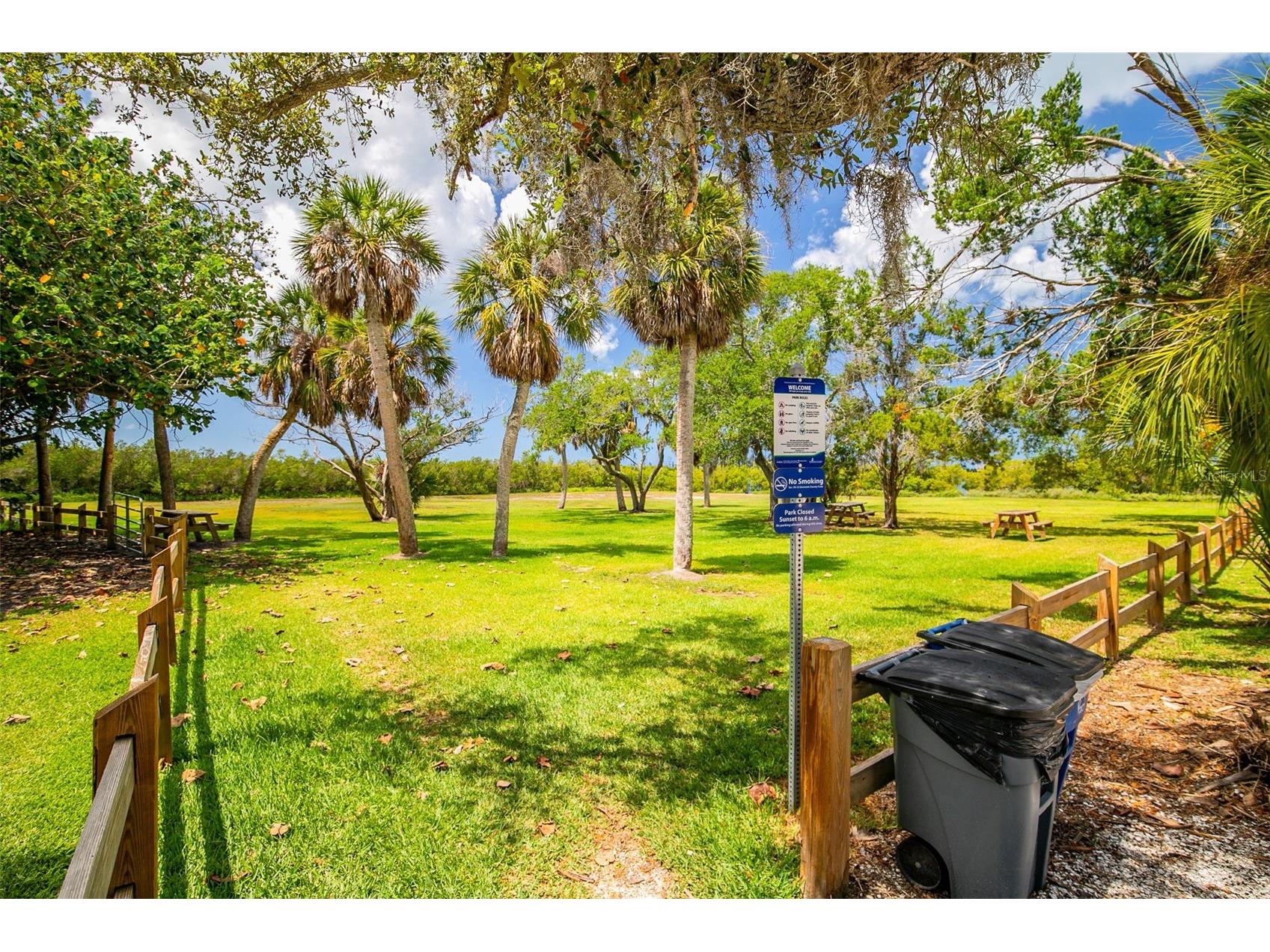 8824 Phyliss Avenue Sarasota FL 34231 A4694704 image42
