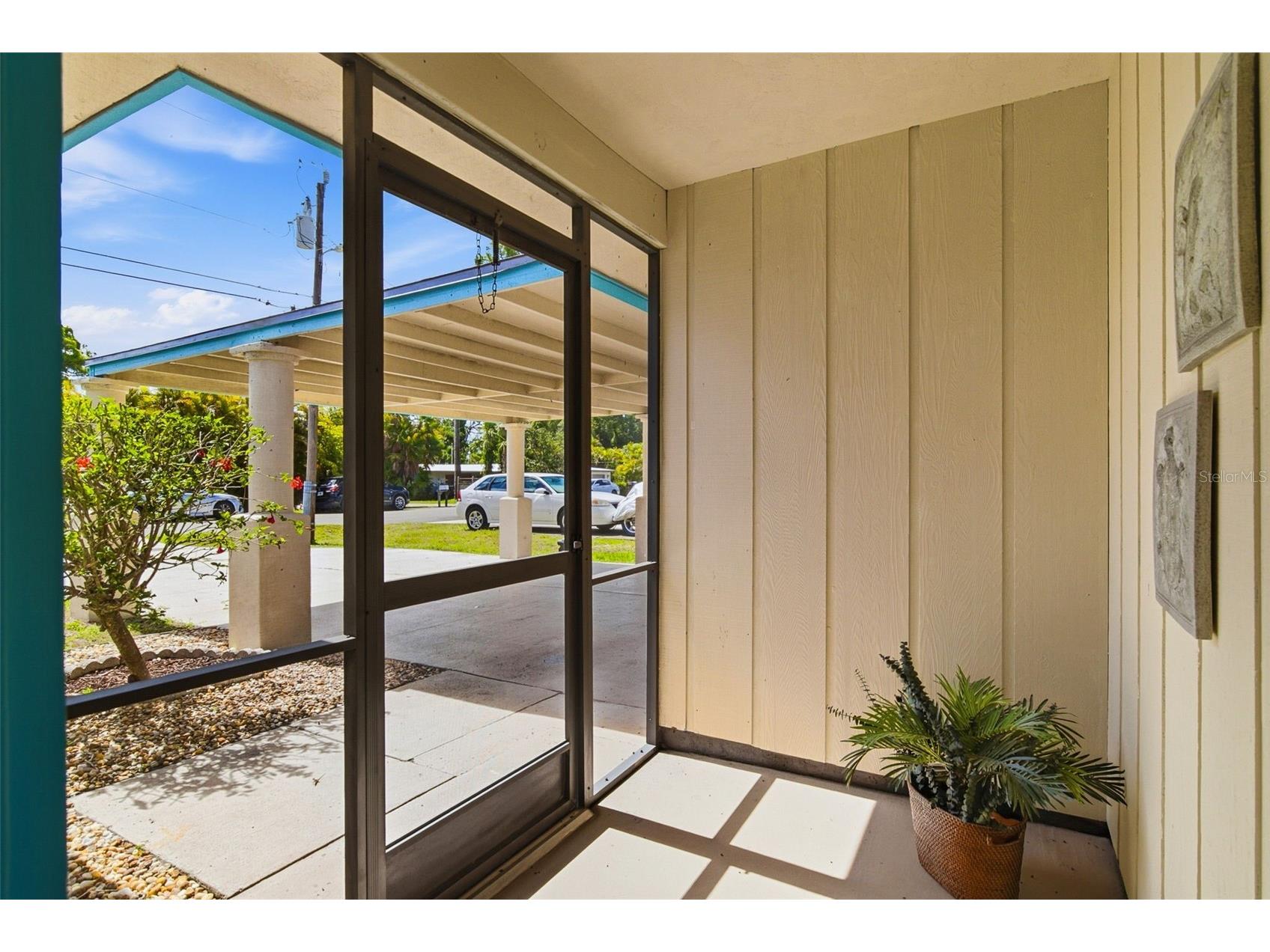 8824 Phyliss Avenue Sarasota FL 34231 A4694704 image7