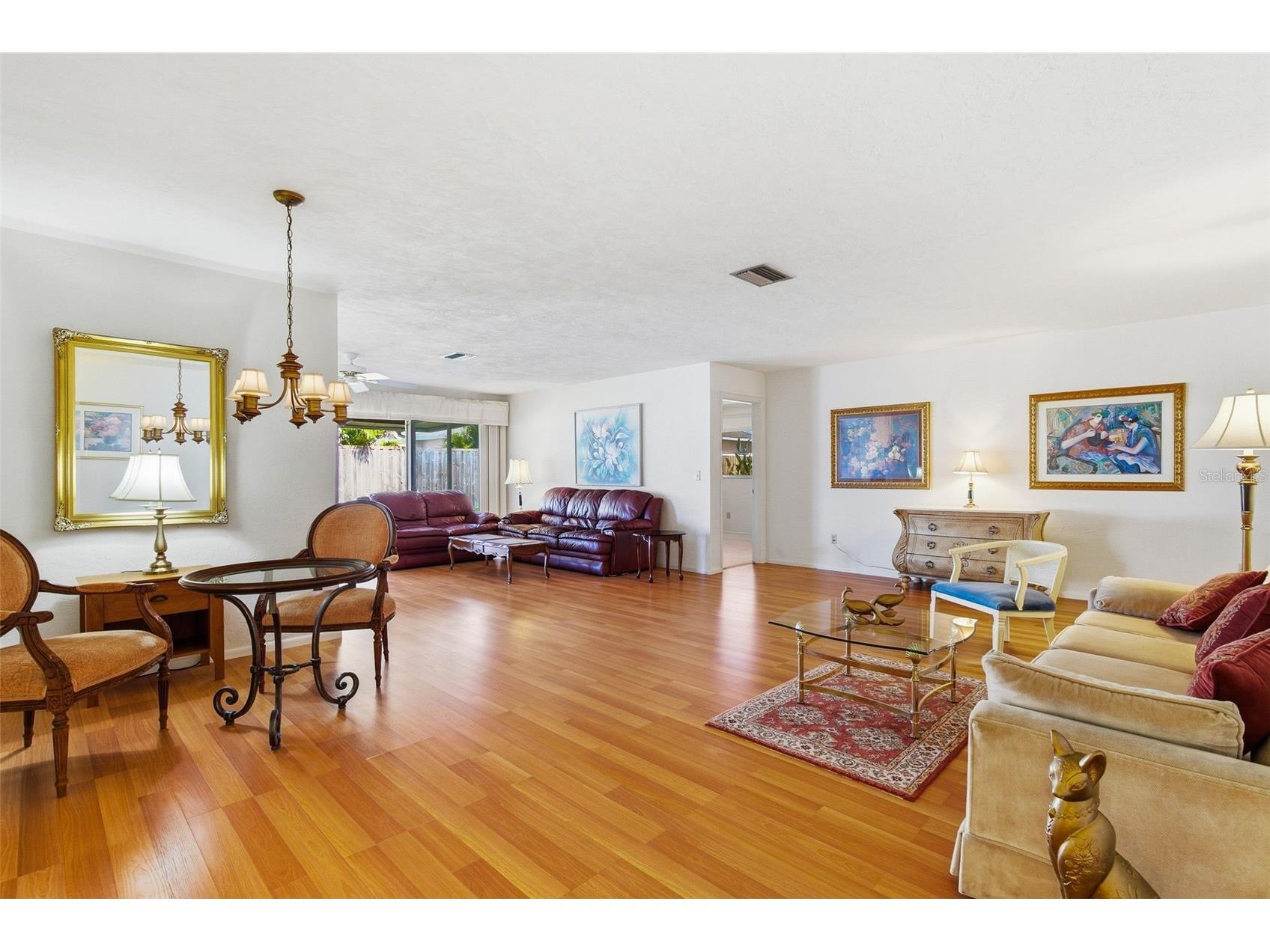 8824 Phyliss Avenue Sarasota FL 34231 A4694704 image8