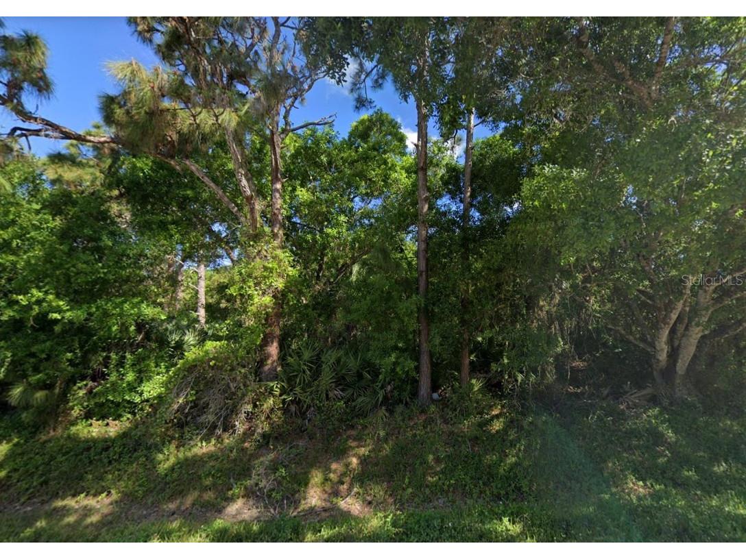 8826 105th Avenue Vero Beach FL 32967 T3461710 image1